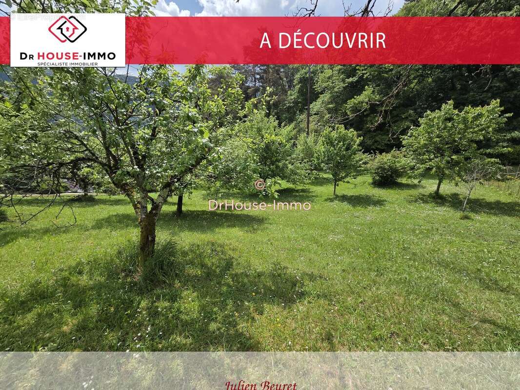 Terrain 1109 m² à Deluz  - photo 5