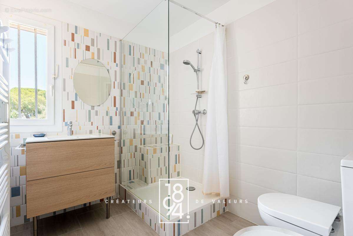 Appartement  Loft  atelier 85 m2  vue mer - photo 8