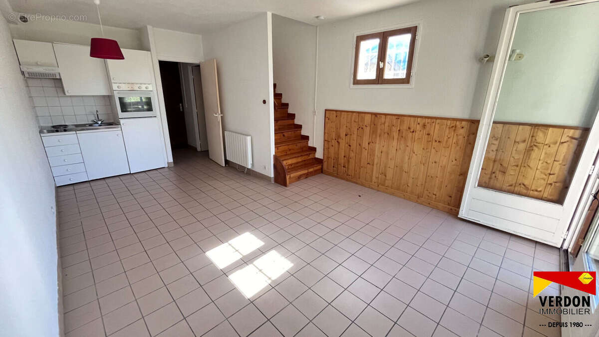 Photo 3 - Maison à VILLARS-COLMARS