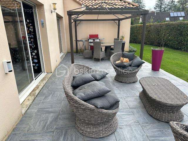 COUP DE CŒUR – Maison provençale de standing – 4 chambres – Aucun travaux - photo 2