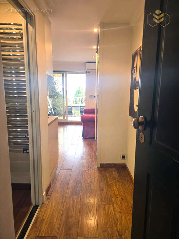 Appartement à ROQUEBRUNE-CAP-MARTIN