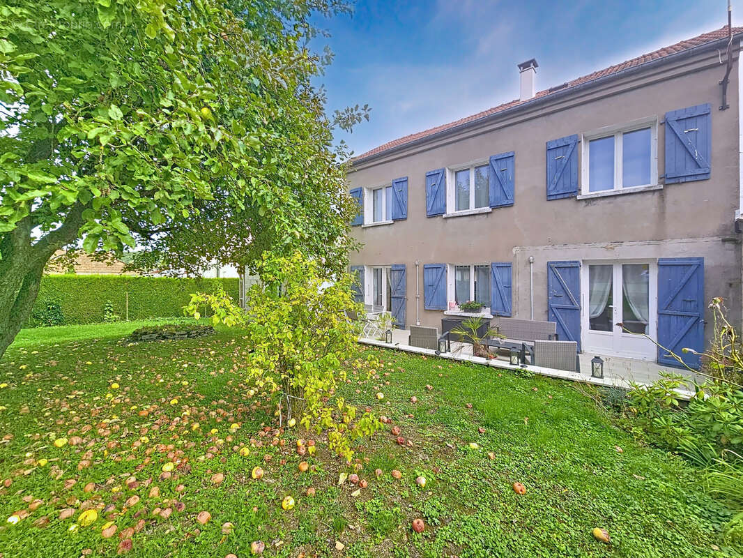 Maison à CHAUVONCOURT