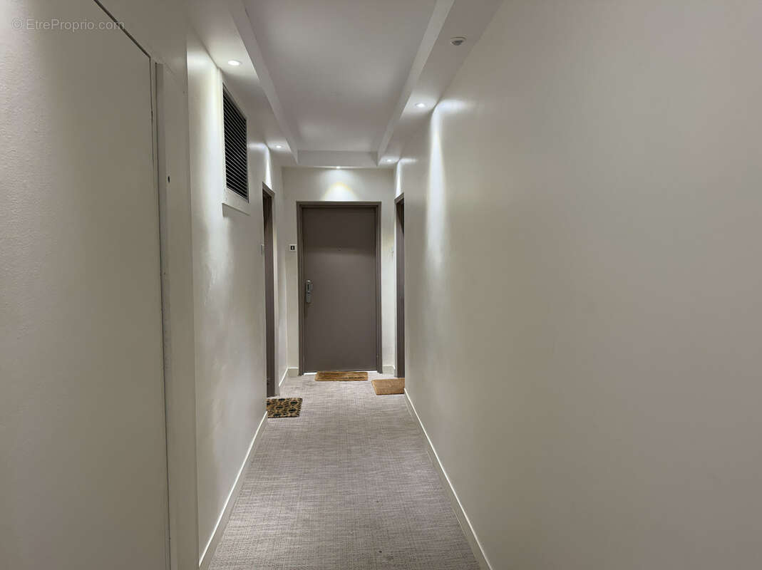 3 pièces - Village Popincourt - - photo 13