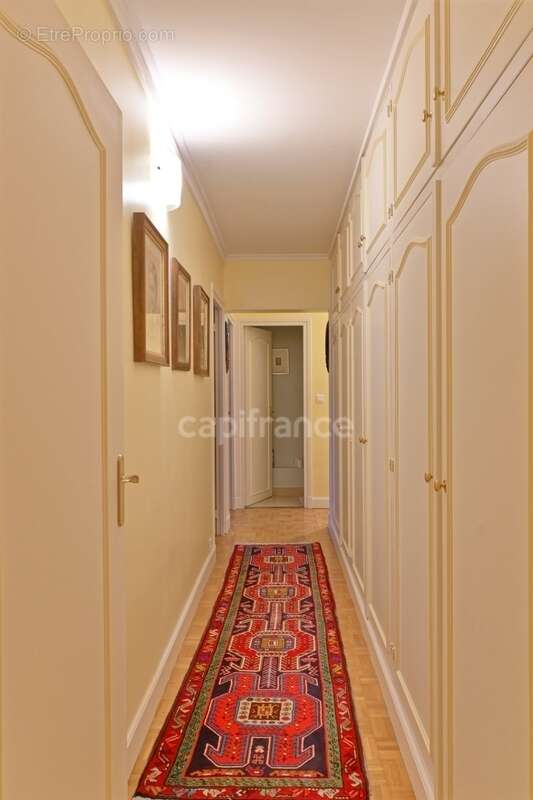 Appartement à MAISONS-LAFFITTE