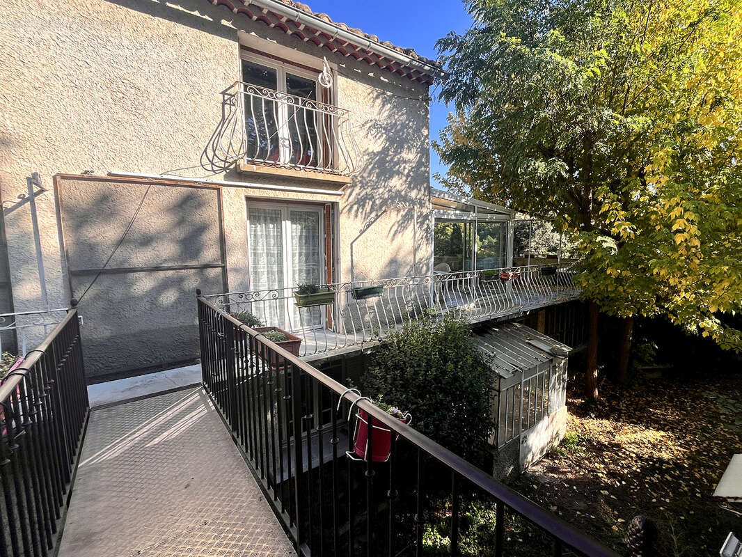 Maison à BEAUMES-DE-VENISE