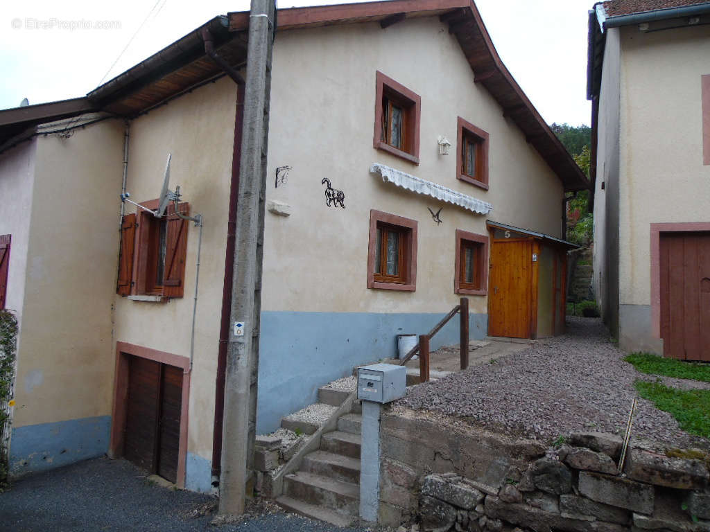 Maison à SAINT-STAIL