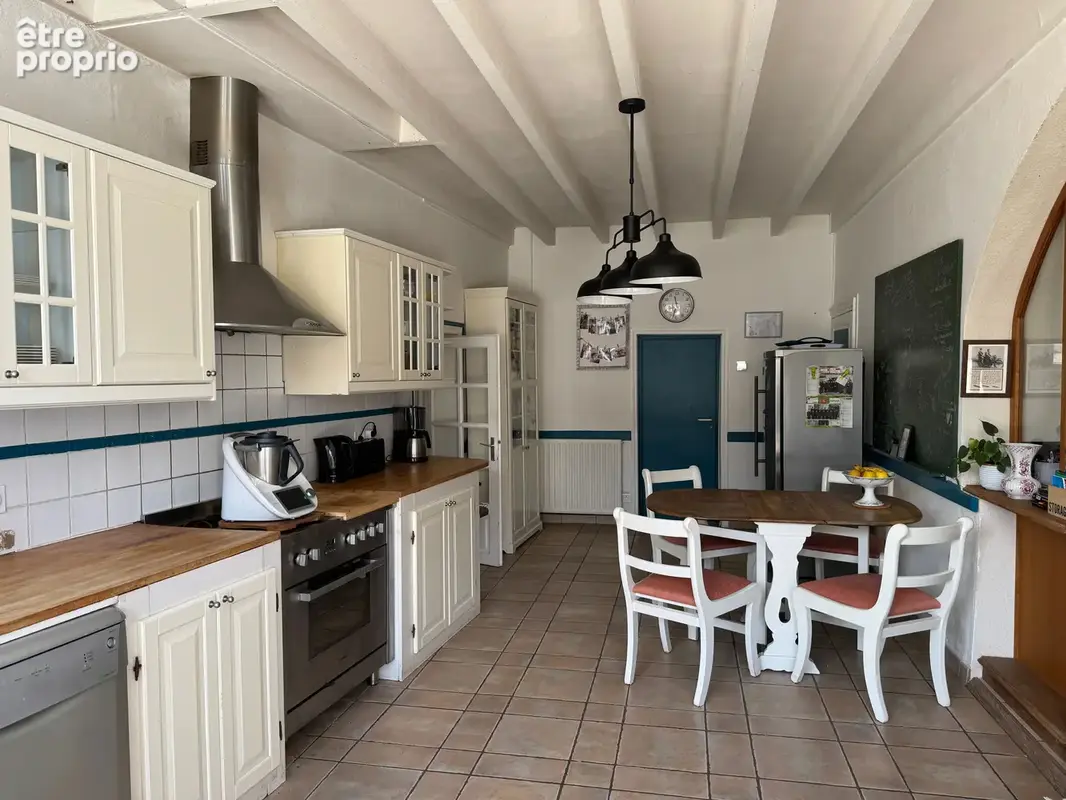 Maison 6 pièces 288 m² à vendre à Thire (85210) - photo 2
