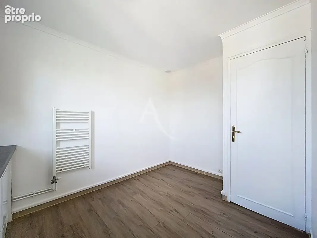 Appartement 4 pièces de 81.56 m² - Saint-Germain-en-Laye - photo 9