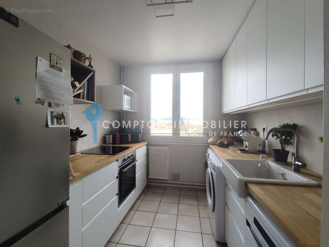Appartement à ROMANS-SUR-ISERE