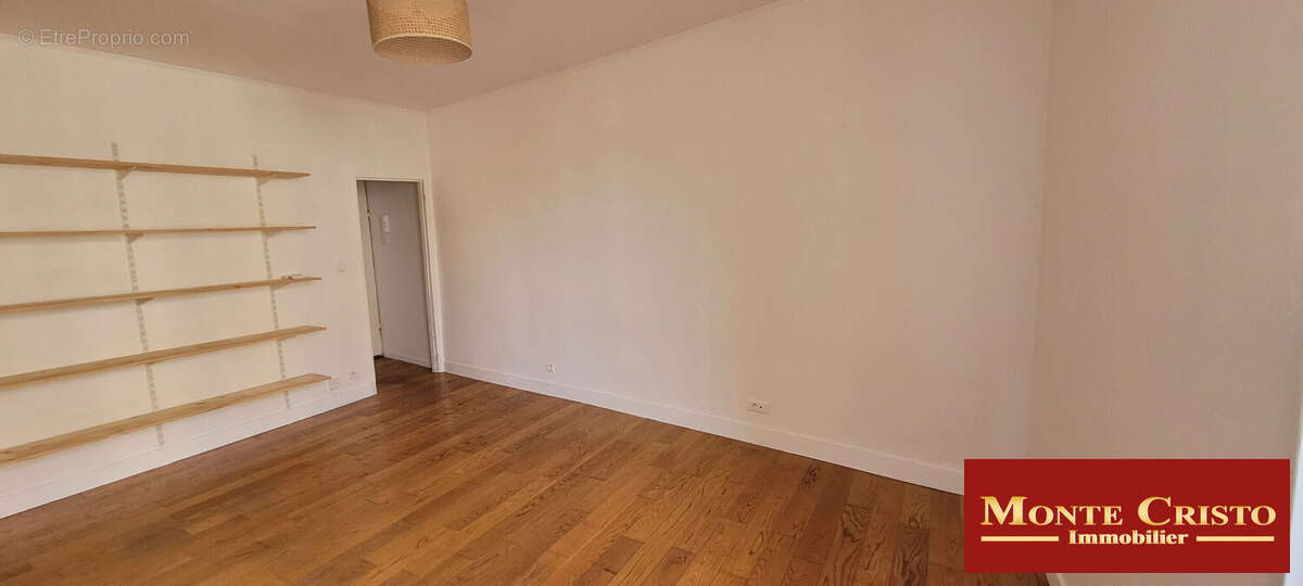 Appartement à VERSAILLES