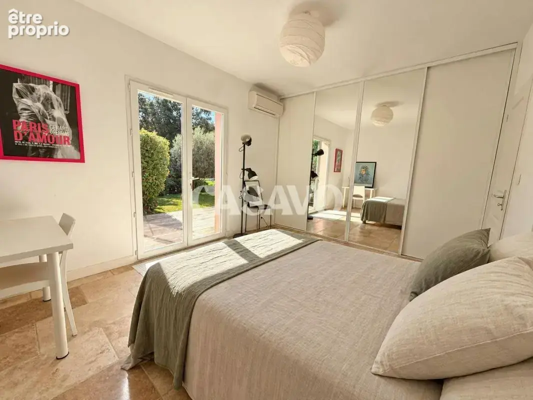 Vente Maison 7 pièces de 201m² - 13860 Peyrolles-en-Provence - photo 10