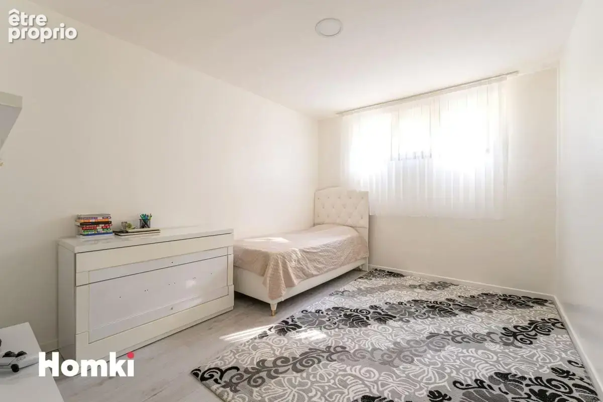 Appartement T4 de 93m² à Marseille 13013, Chemin de Château Gombert - photo 9