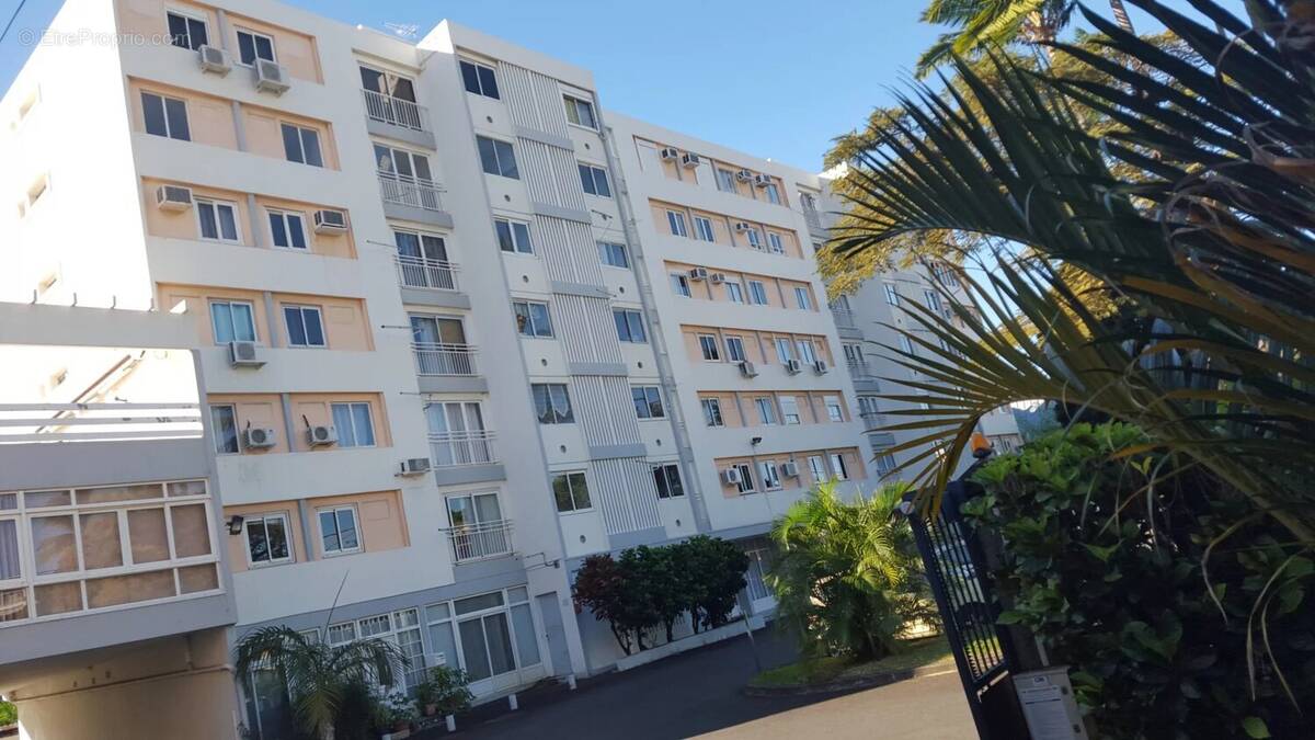 Appartement à SAINT-DENIS