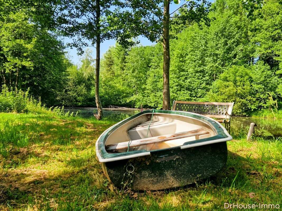 Maison 184 m² à Carrouges  - photo 12