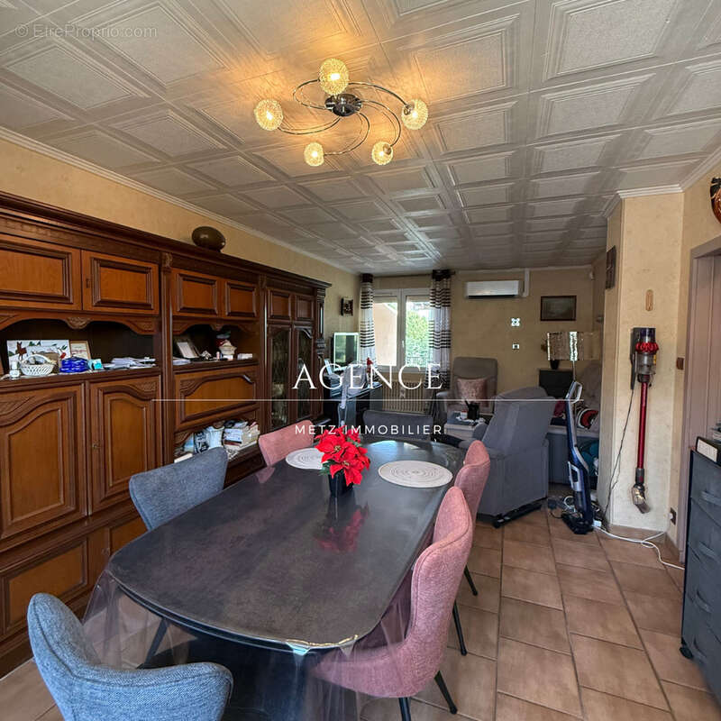 À VENDRE - MAIZIÈRES-LÈS-METZ (57280) Maison F5 de 90 m2 avec vue sur étangs - Terrain de 4 ares 39 - photo 12