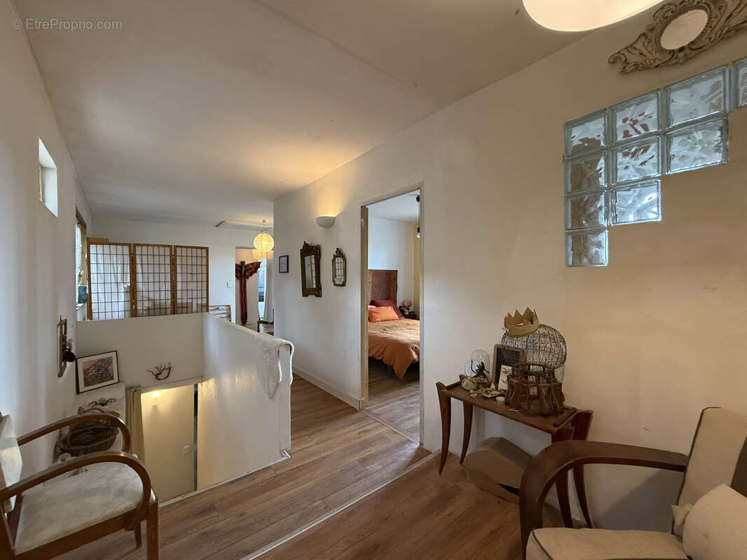 Maison à MEZIN