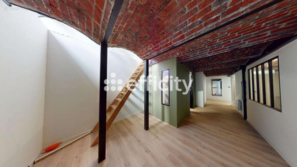 Appartement 191 m² à Tourcoing  - photo 2