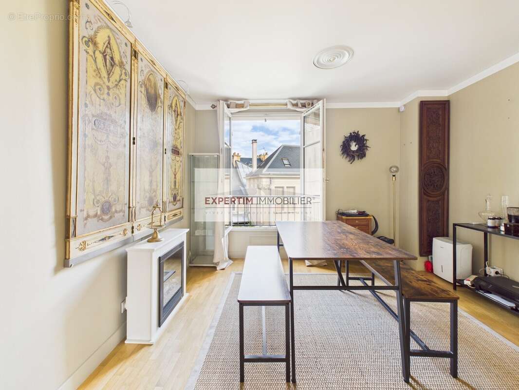 Appartement à VERSAILLES