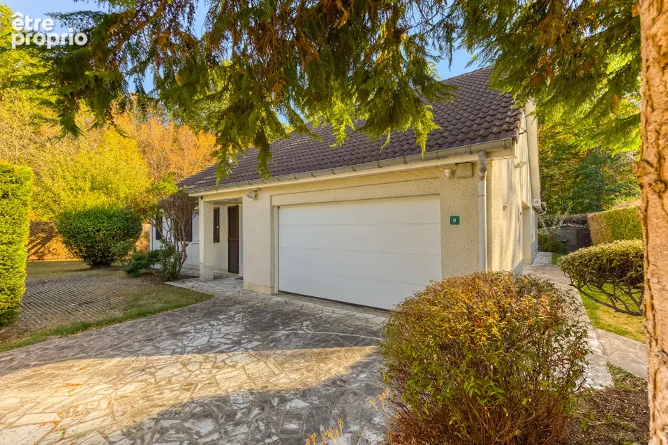 Maison de plain pied Ozoir La Ferriere 8 pièces 172.03 m² - photo 2