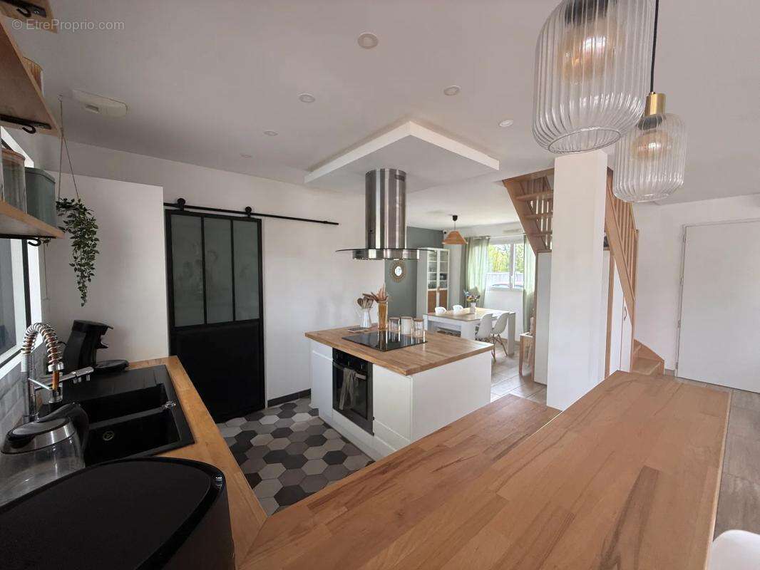 Maison de 4 pièces de 108 m² à Colomiers - photo 2