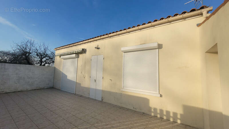 Maison à SALLES-SUR-MER