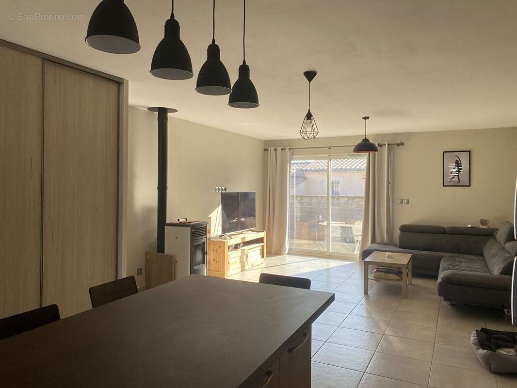 Maison à SORGUES