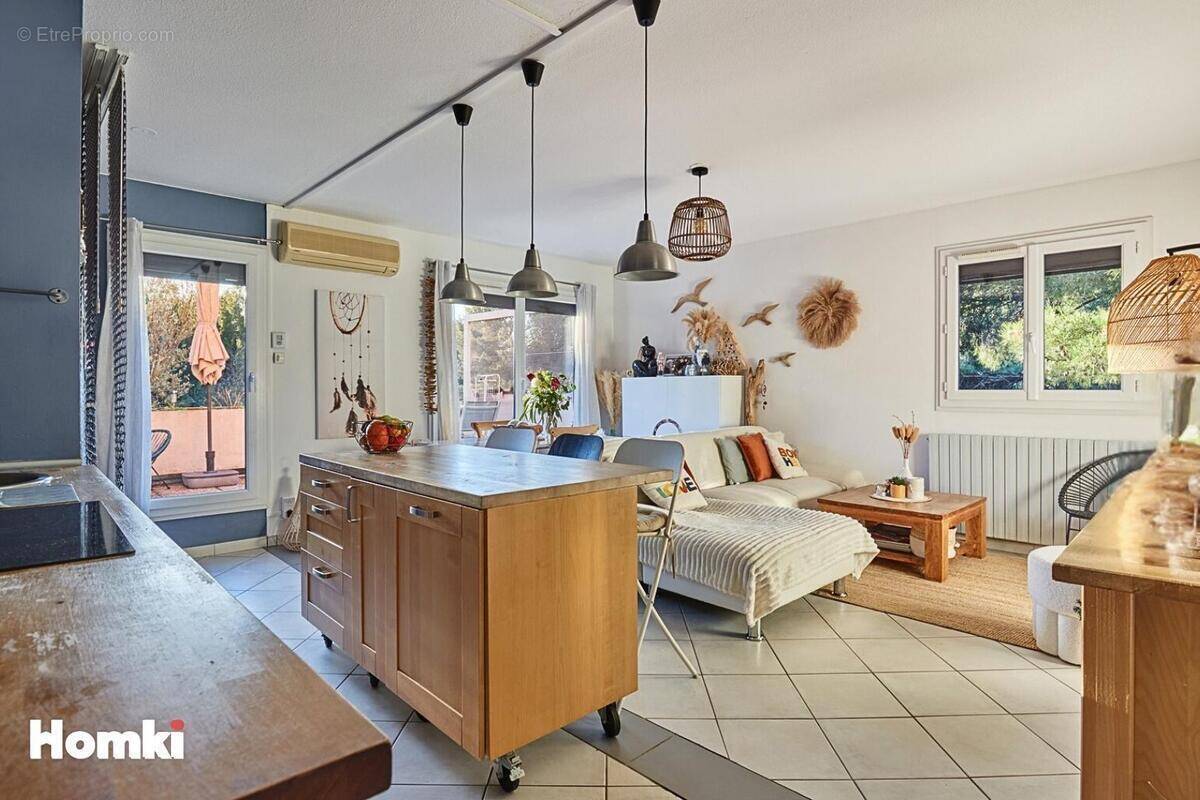 Appartement à VITROLLES