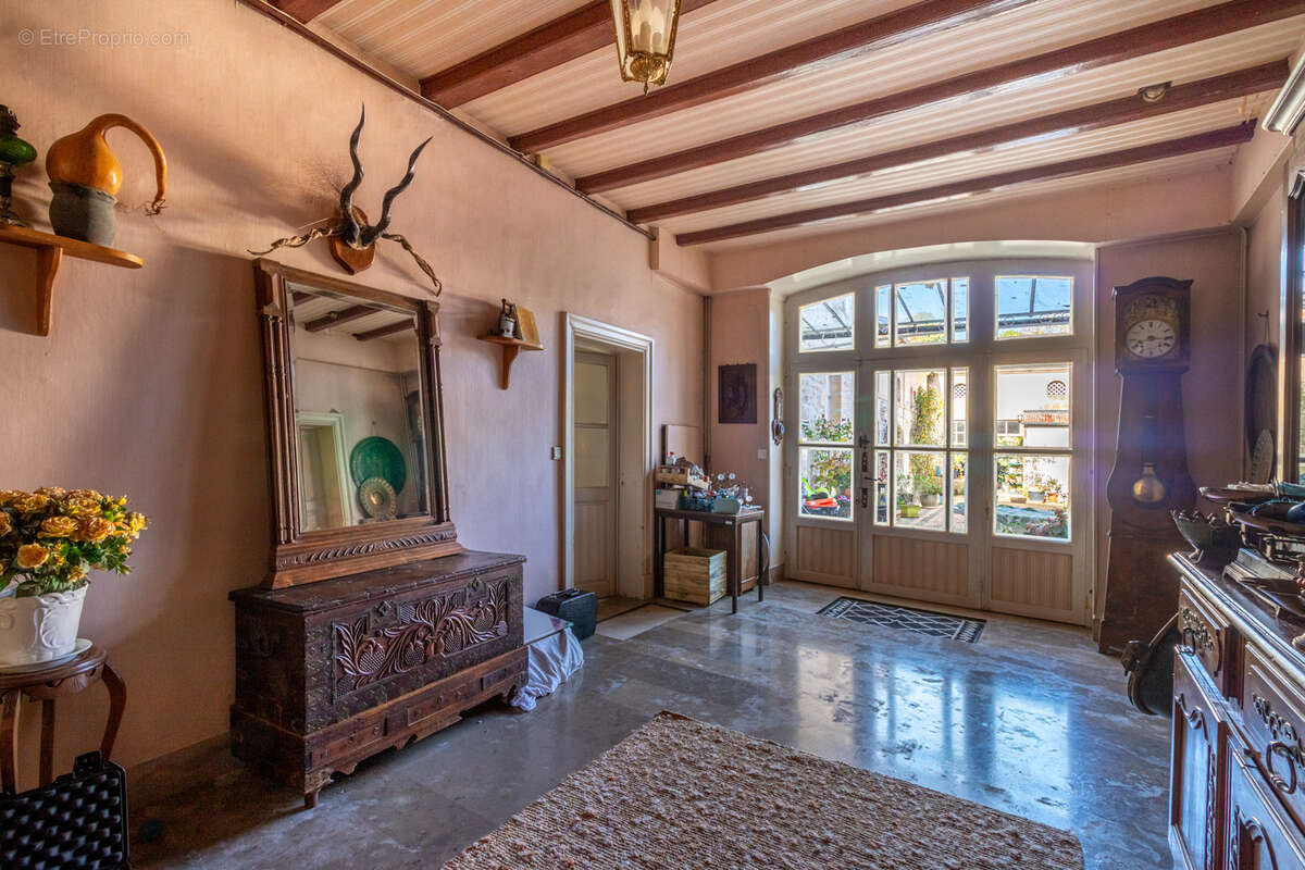 Maison à SAINT-SAVINIEN