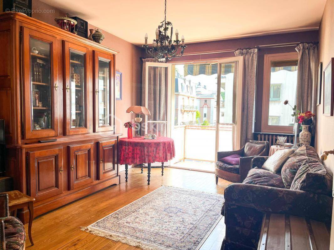 Appartement à AIX-LES-BAINS