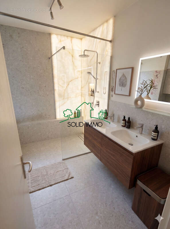 Appartement à PARIS-20E
