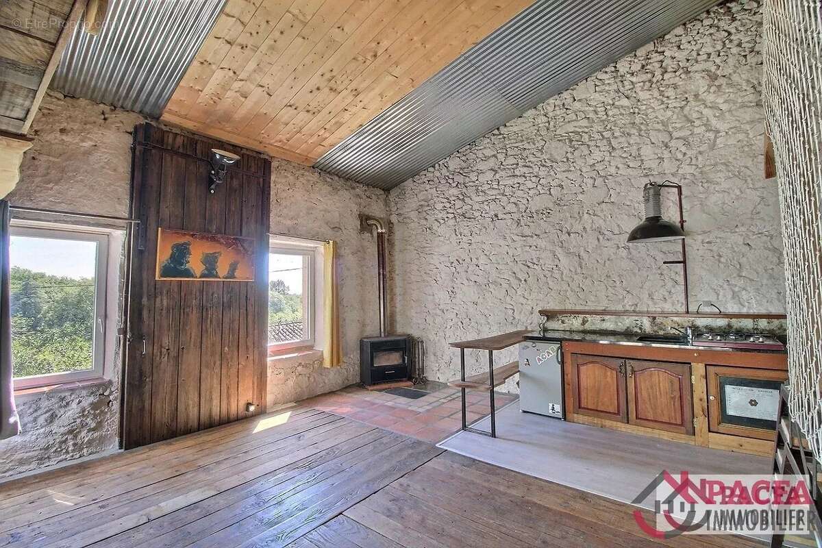 Maison atypique au coeur de la nature - photo 4