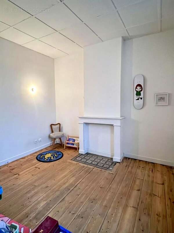 Appartement 160 m² à Henin-Beaumont  - photo 2
