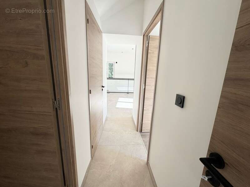 Appartement à COGNIN