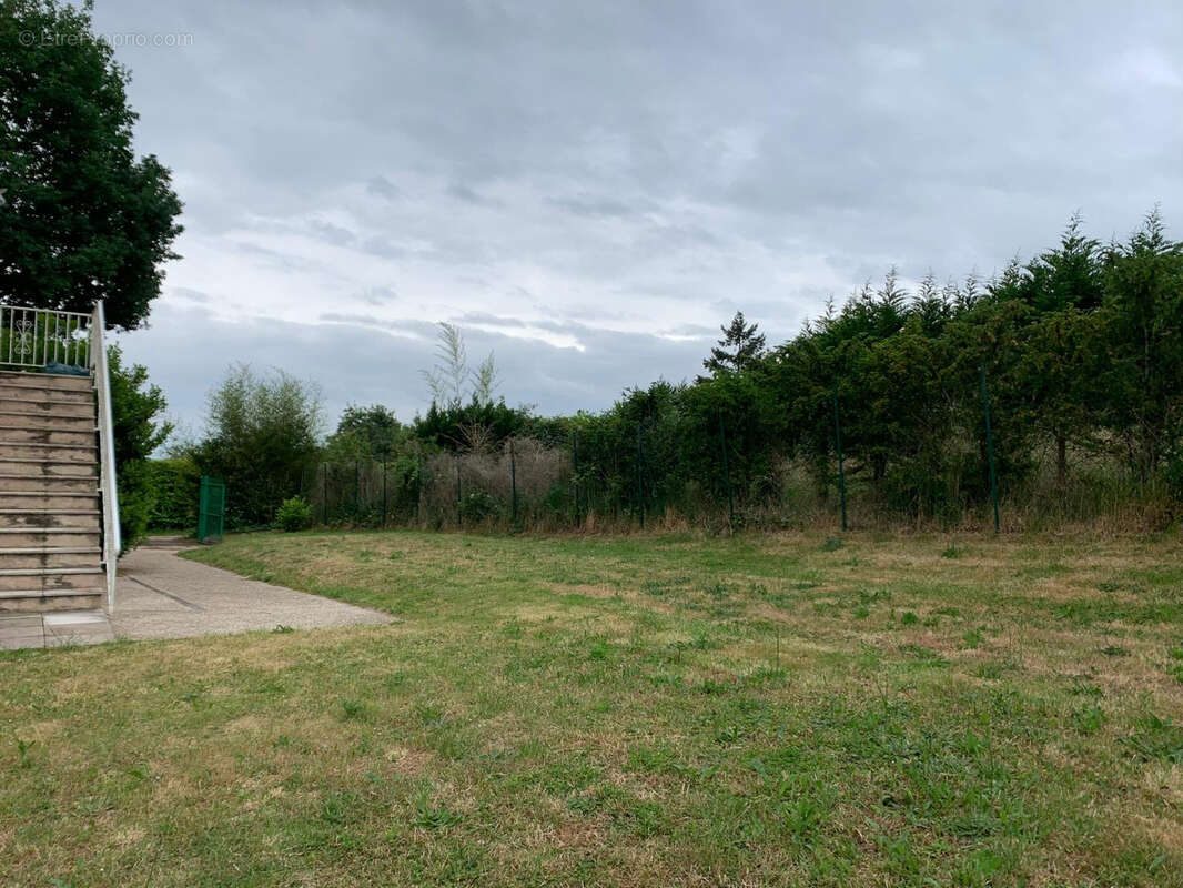 Appartement à VAUX-SUR-SEINE