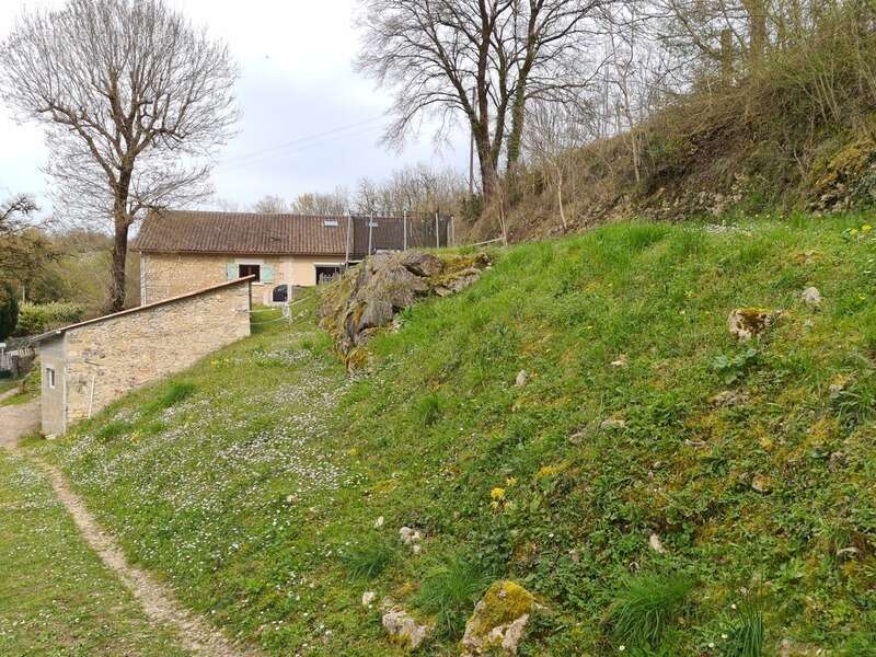 Maison à RUELLE-SUR-TOUVRE