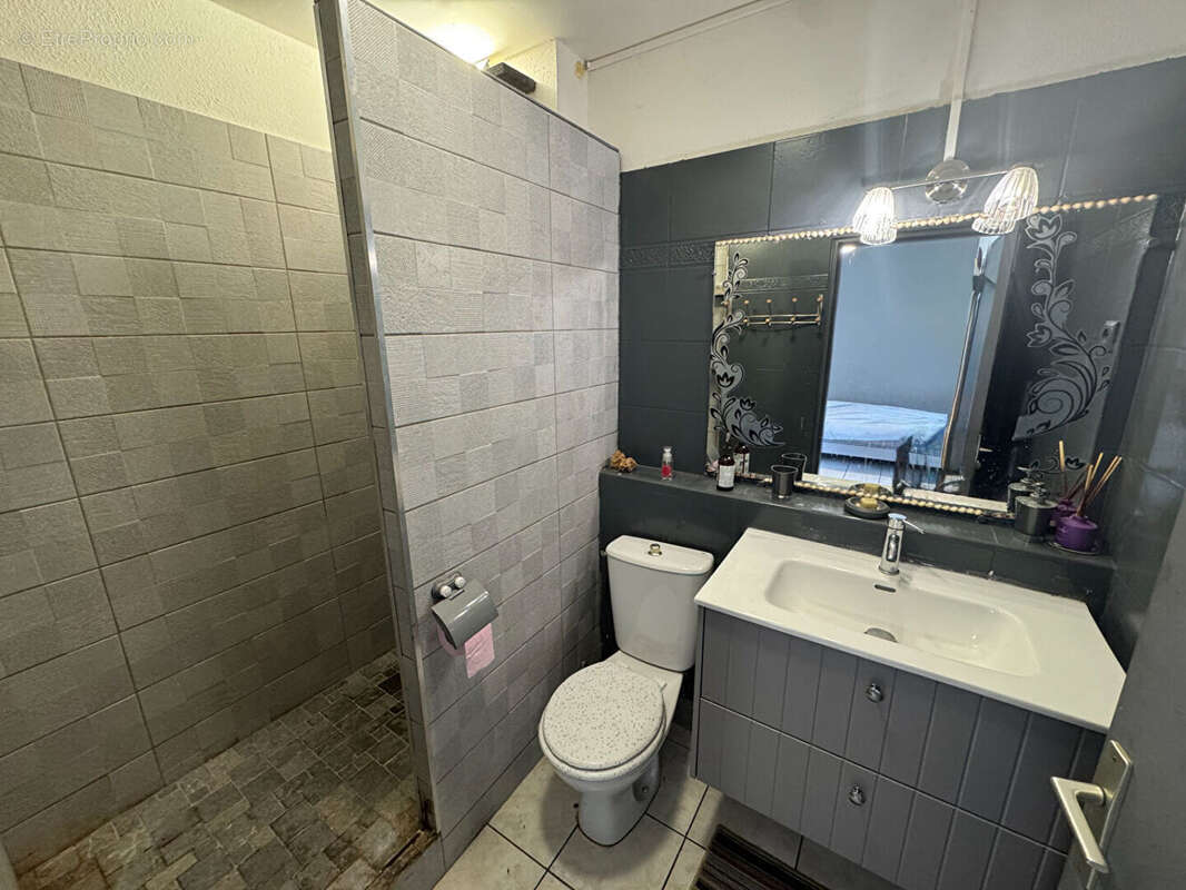 Appartement à SAINT-DENIS