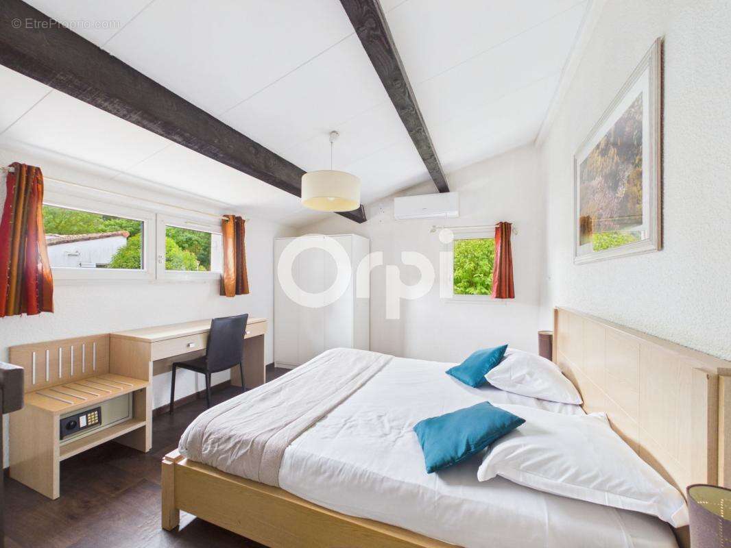 Appartement à MANDELIEU-LA-NAPOULE