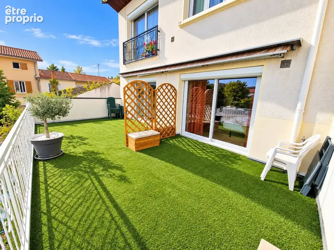 Photo Appartement à Saint-Genis-Laval au prix de 380 000€