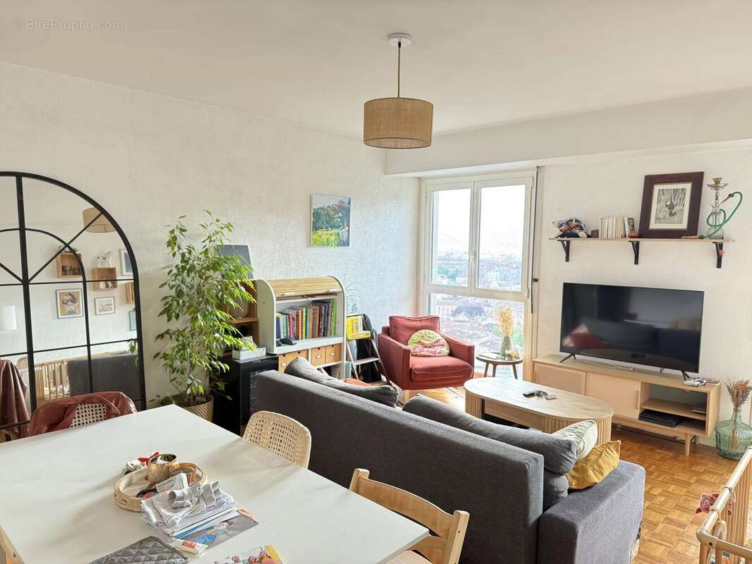 Appartement à GRENOBLE