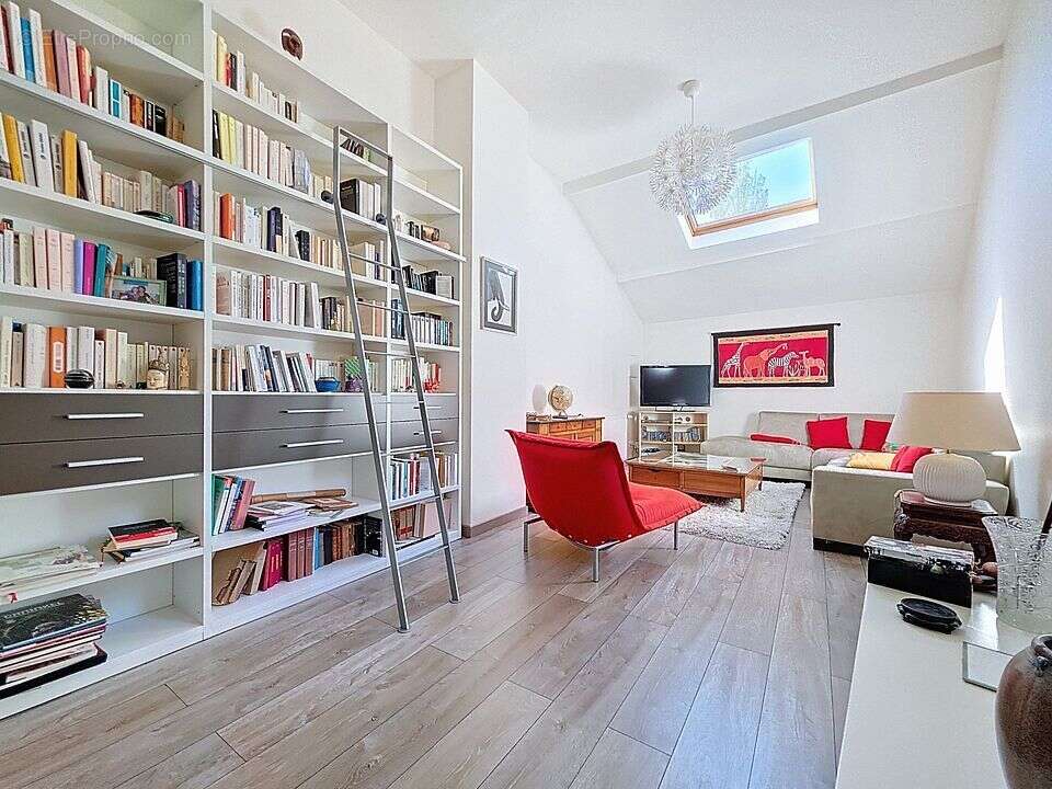Maison à LUZINAY