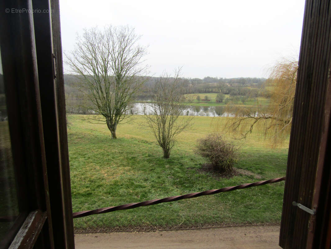 Maison à OUROUER-LES-BOURDELINS