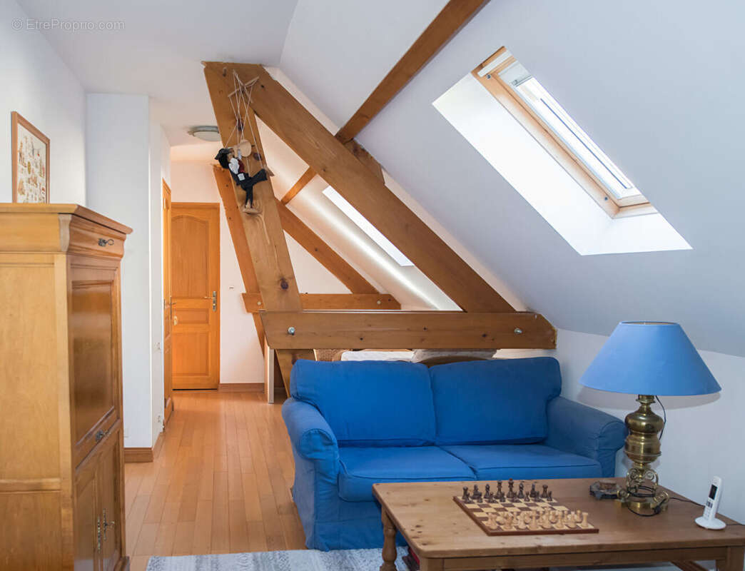 Maison à FEUCHEROLLES