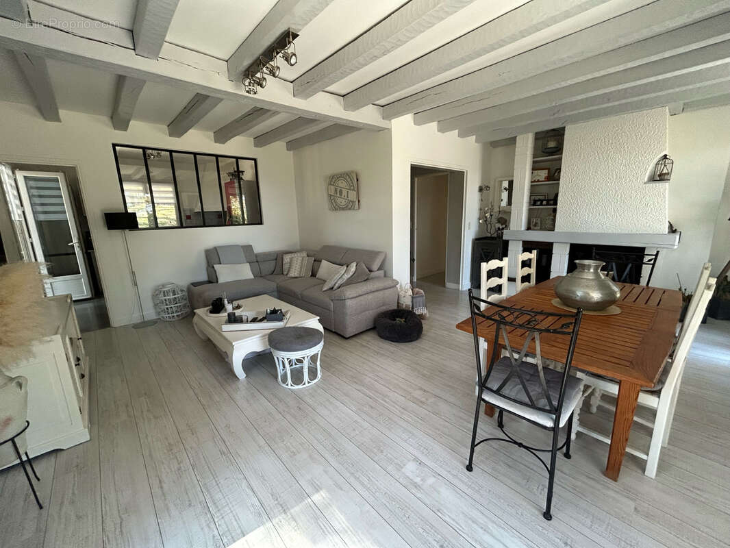 Maison à TRELISSAC
