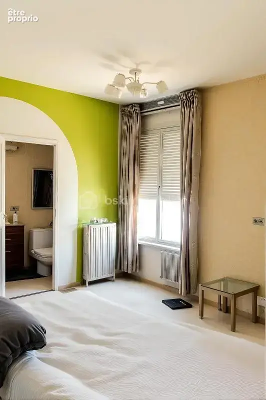 Propriété avec un très grand potentiel pour habiter ou pour investir !!! - photo 7