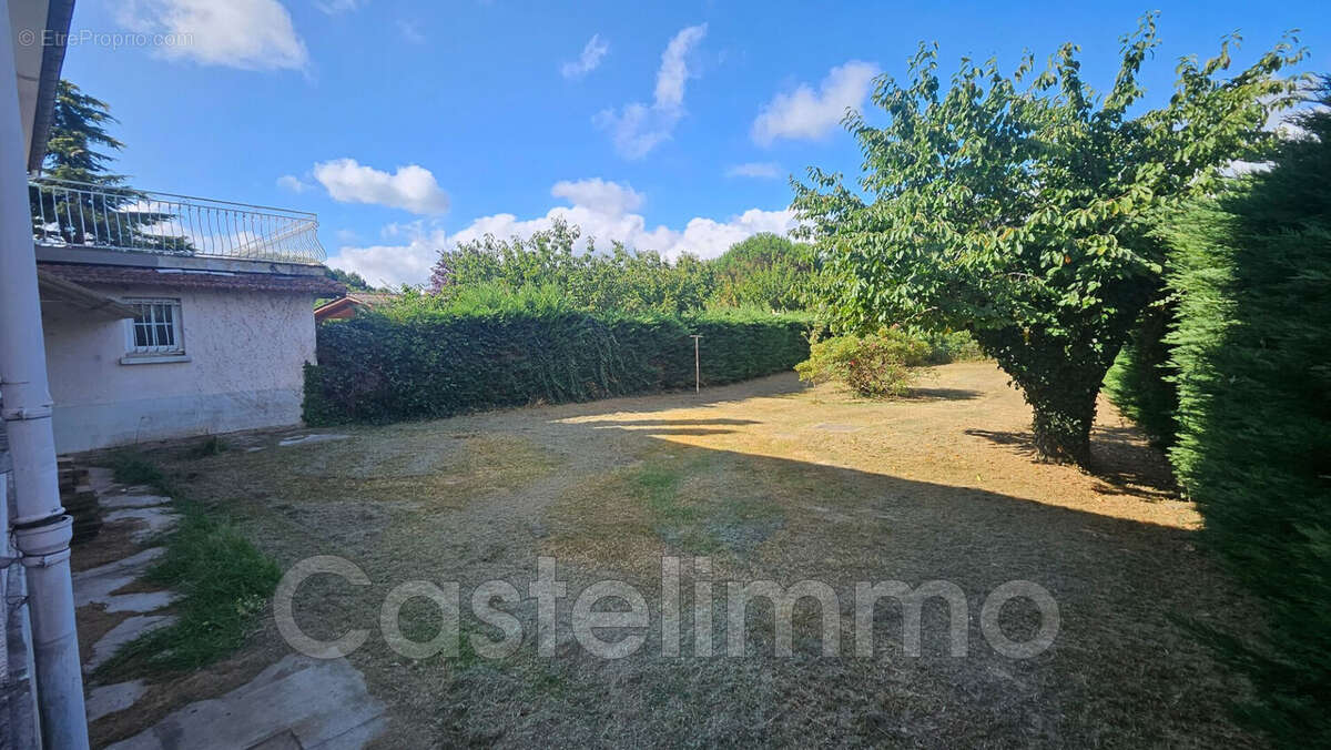 Maison à CASTELSARRASIN