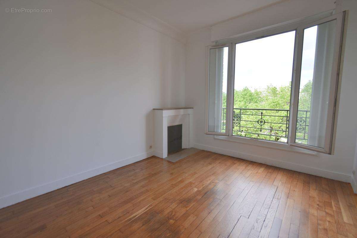 Appartement à MONTROUGE