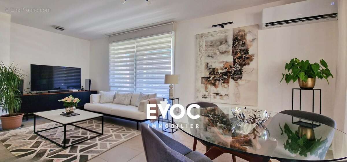 Appartement T3 de 65,6 m² — Terrasse de 44 m² plein sud — Quartier des Beaux-Arts, Montpellier - photo 4
