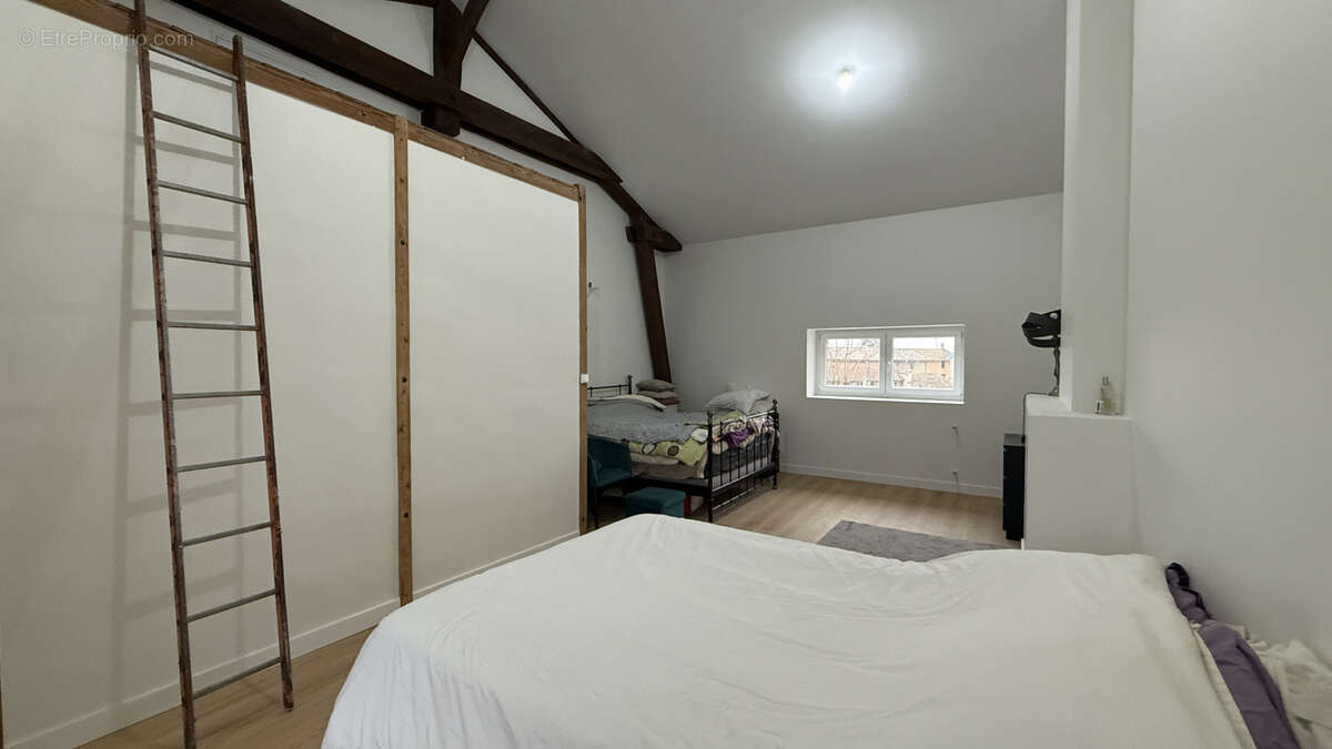 Maison à SAINT-DIDIER-SUR-CHALARONNE