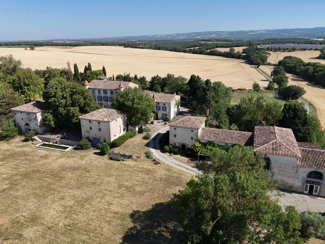 Domaine avec dépendances privatif - photo 6