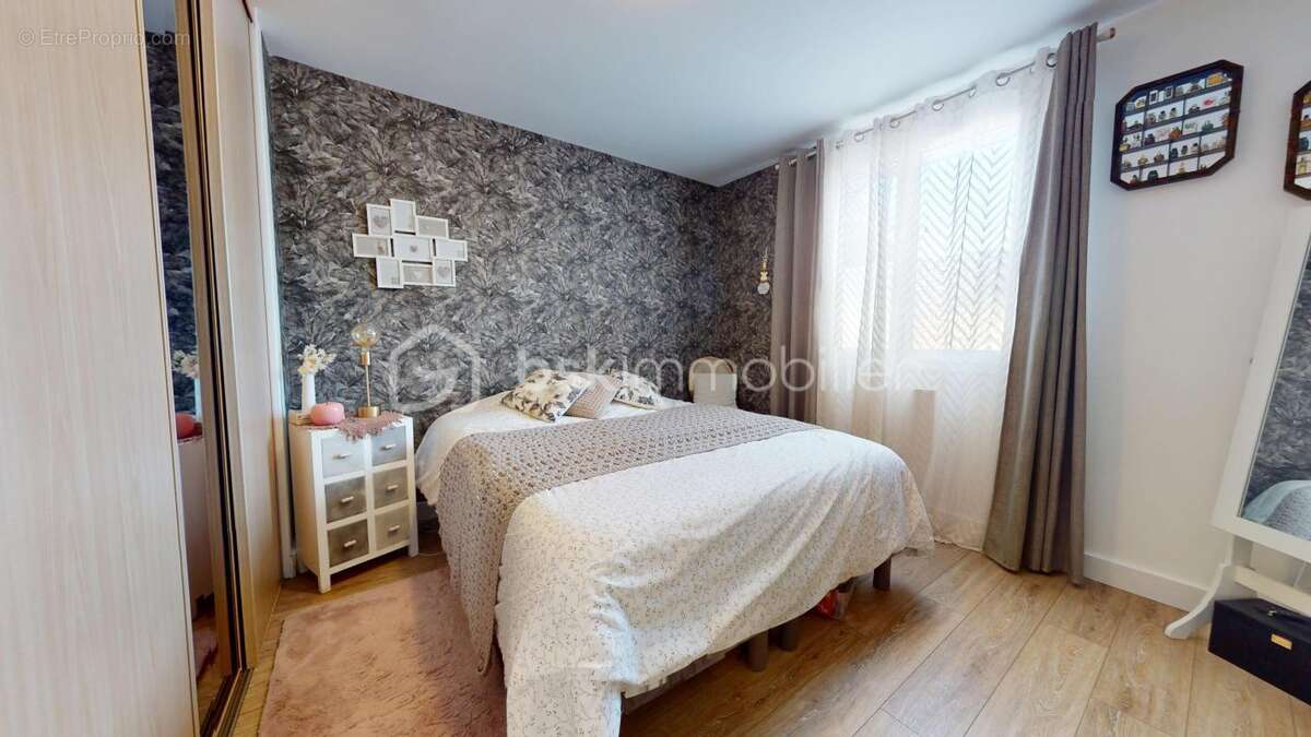 Appartement à LINAS